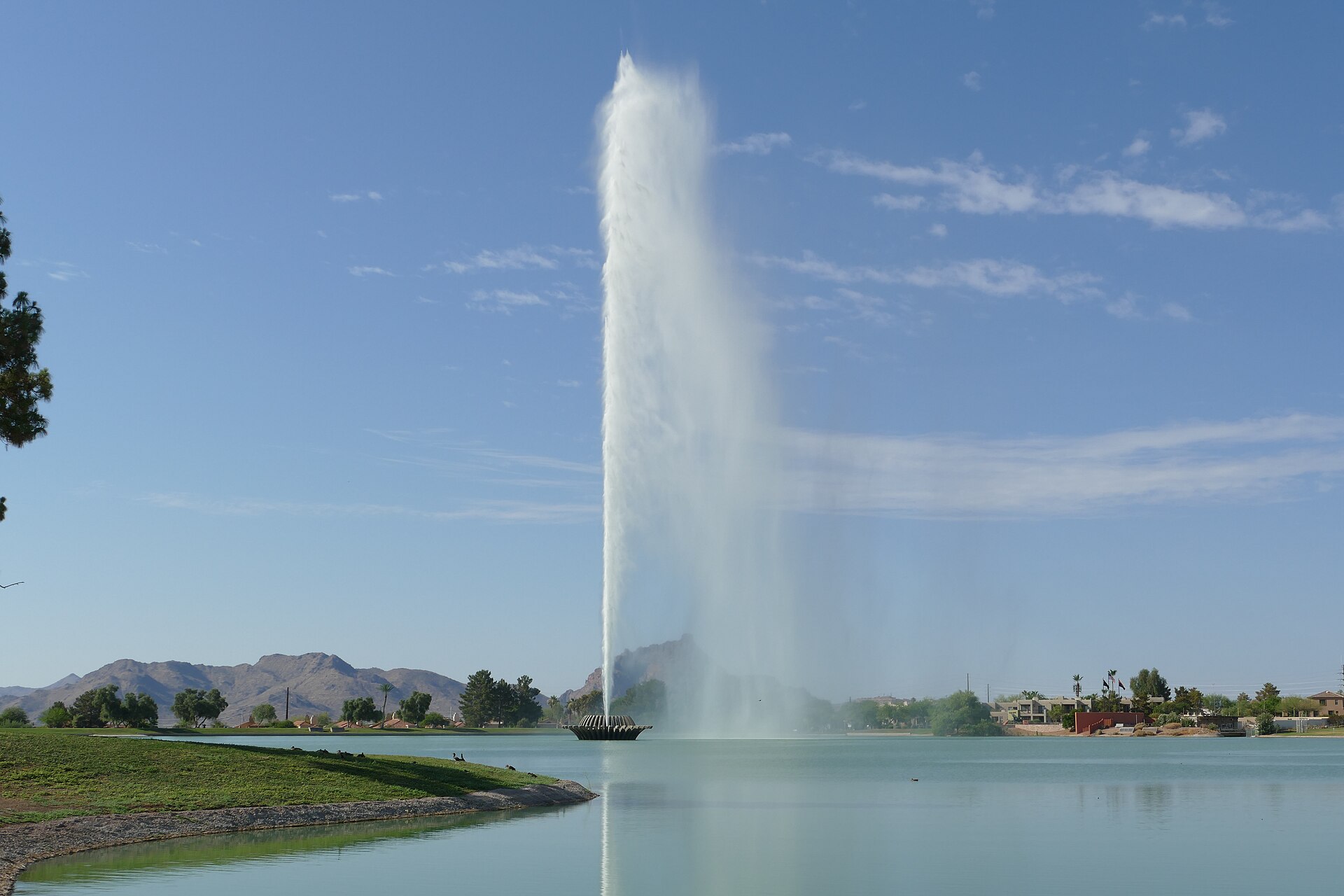 The landmark fountain erupting over the lake in Fountain Hills, Arizona